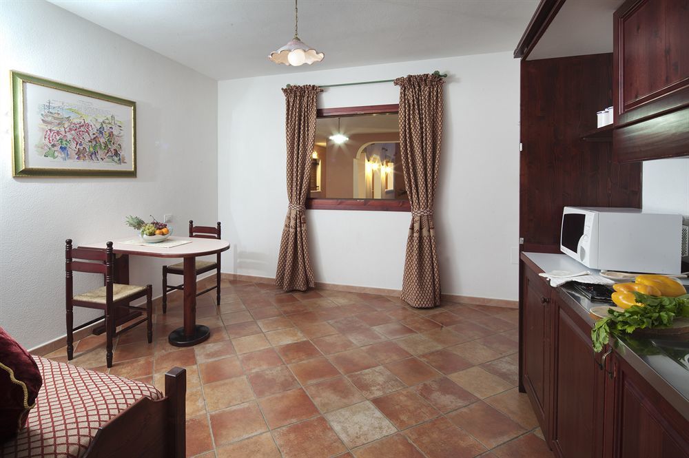קאלה ליברוטו Residence Sos Alinos מראה חיצוני תמונה