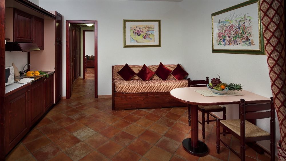 קאלה ליברוטו Residence Sos Alinos מראה חיצוני תמונה